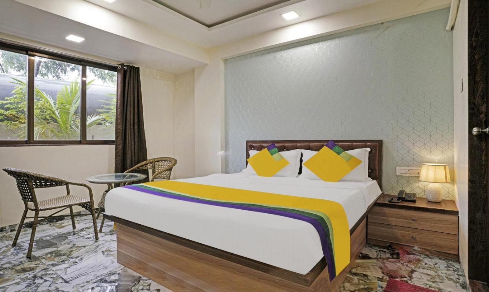 Glitz Hotels Golden Birds - Mahape, Navi Mumbai Exterior foto
