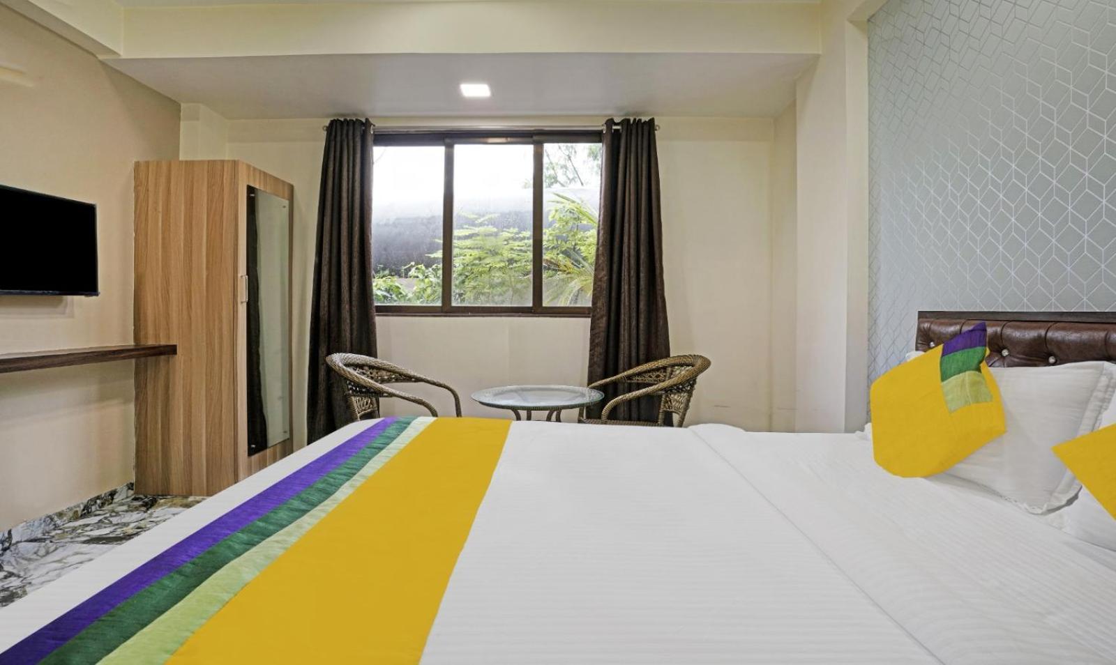 Glitz Hotels Golden Birds - Mahape, Navi Mumbai Exterior foto
